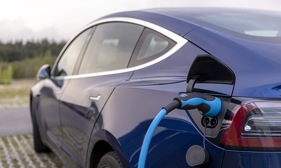 Electric-Vehicle-Transport-J-and-L-Towing Electric Vehicle Transport