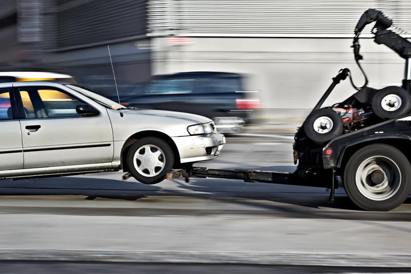 Wheel Lift Tow Truck Towing car in Upper Marlboro Maryland